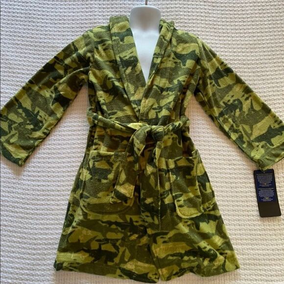 CHAMPIONSHIP GOLD Boys Camouflage night Robe Sz 6/7 - Picture 1 of 6